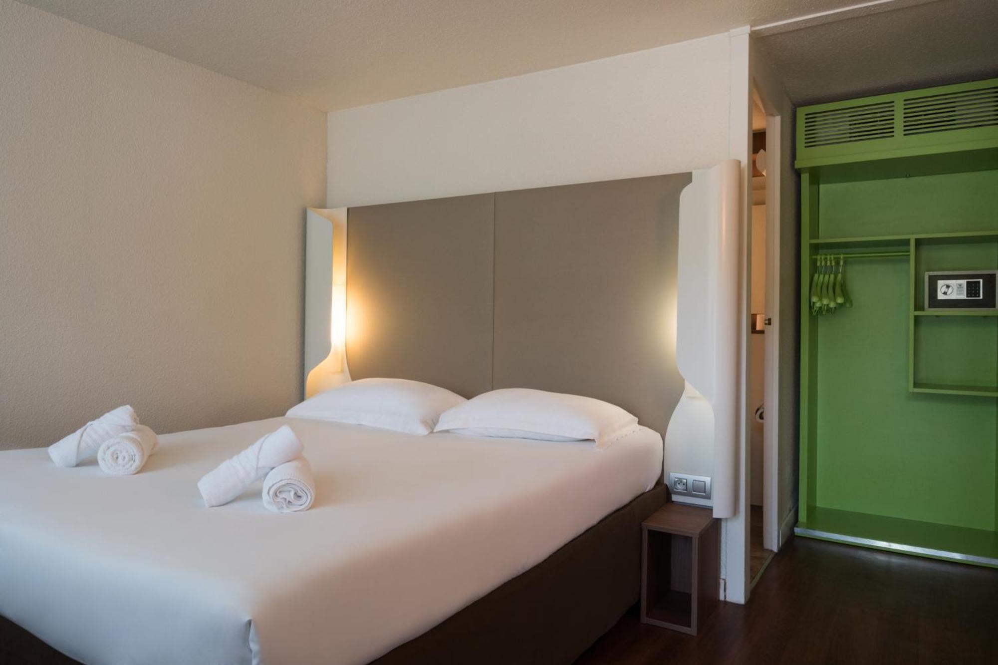 The Originals Access, Hotel 푸아 외부 사진